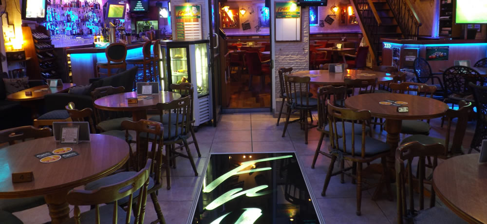 Franx Bar and Restaurant